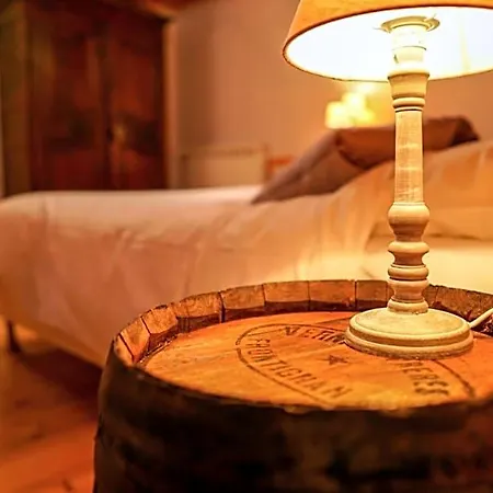 Le Moulin Du Bateau - De Charme Bed and Breakfast
