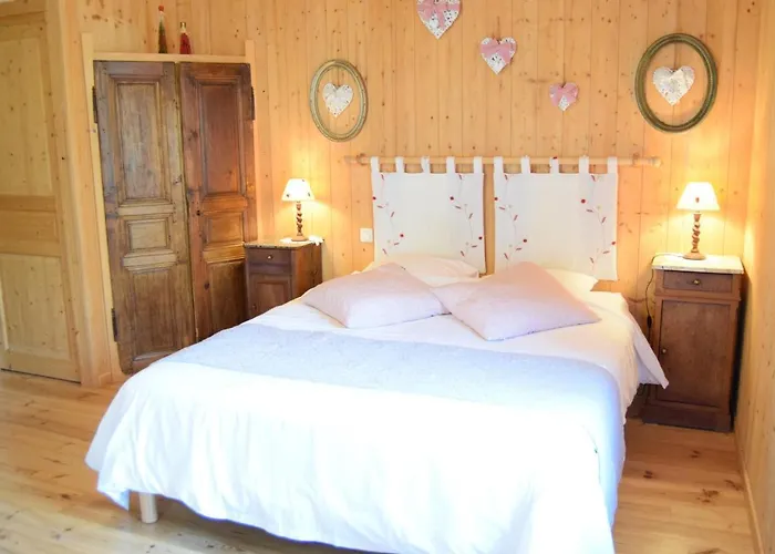 Le Moulin Du Bateau - Chambres De Charme Bed & Breakfast Leotoing